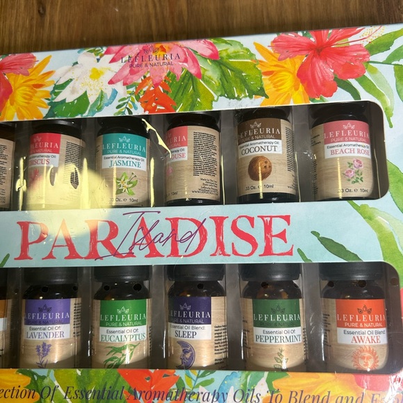 Lefleuria Island Paradise Aromatherapy Essential Oils Set of 12 Sealed - Picture 4 of 7